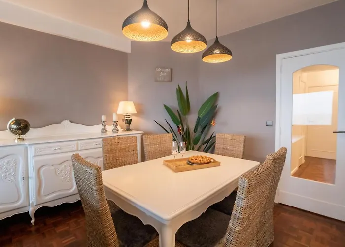 Апартаменты Seaview By Interhome *